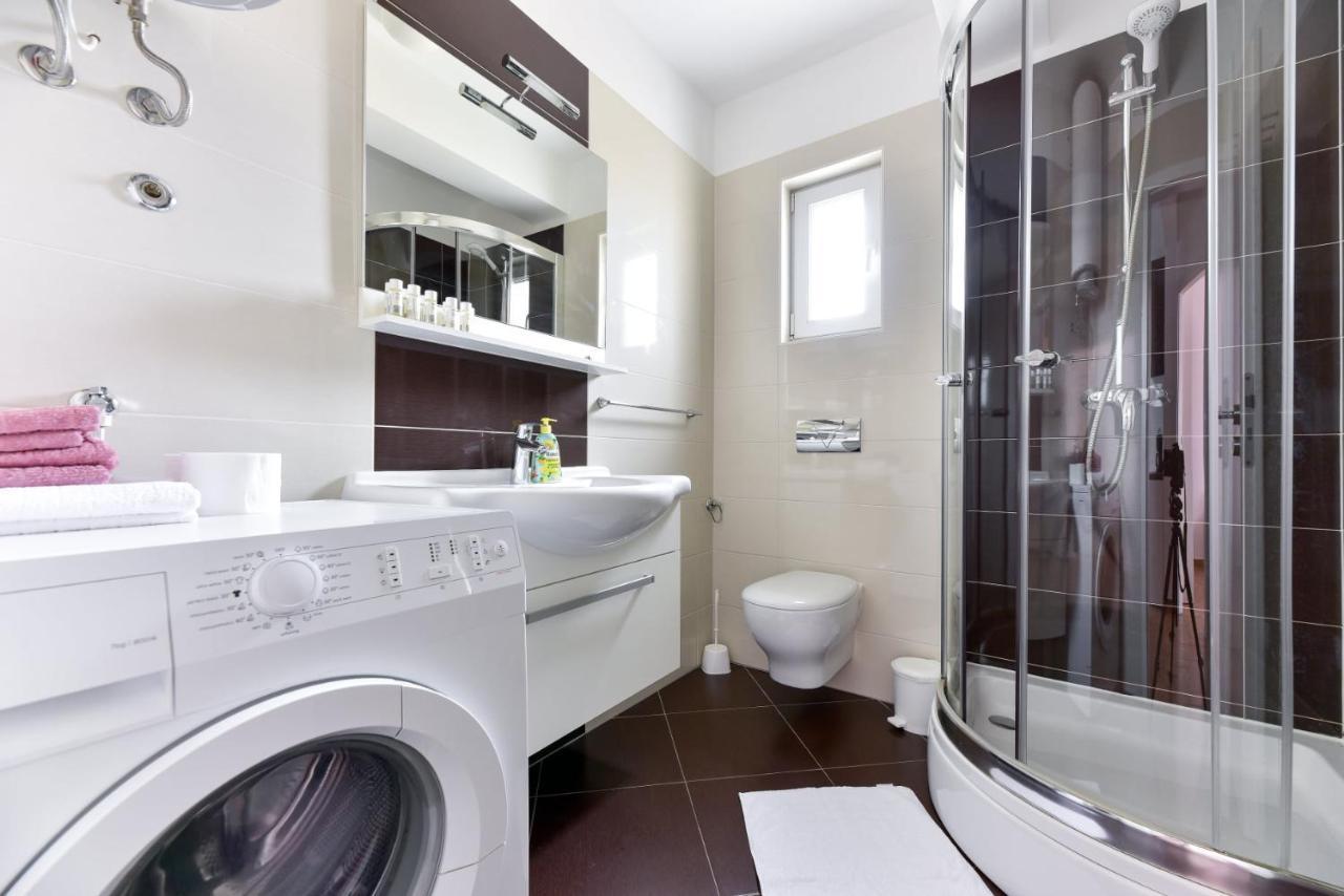 Apartments Villa Visnjik Zadar Bagian luar foto