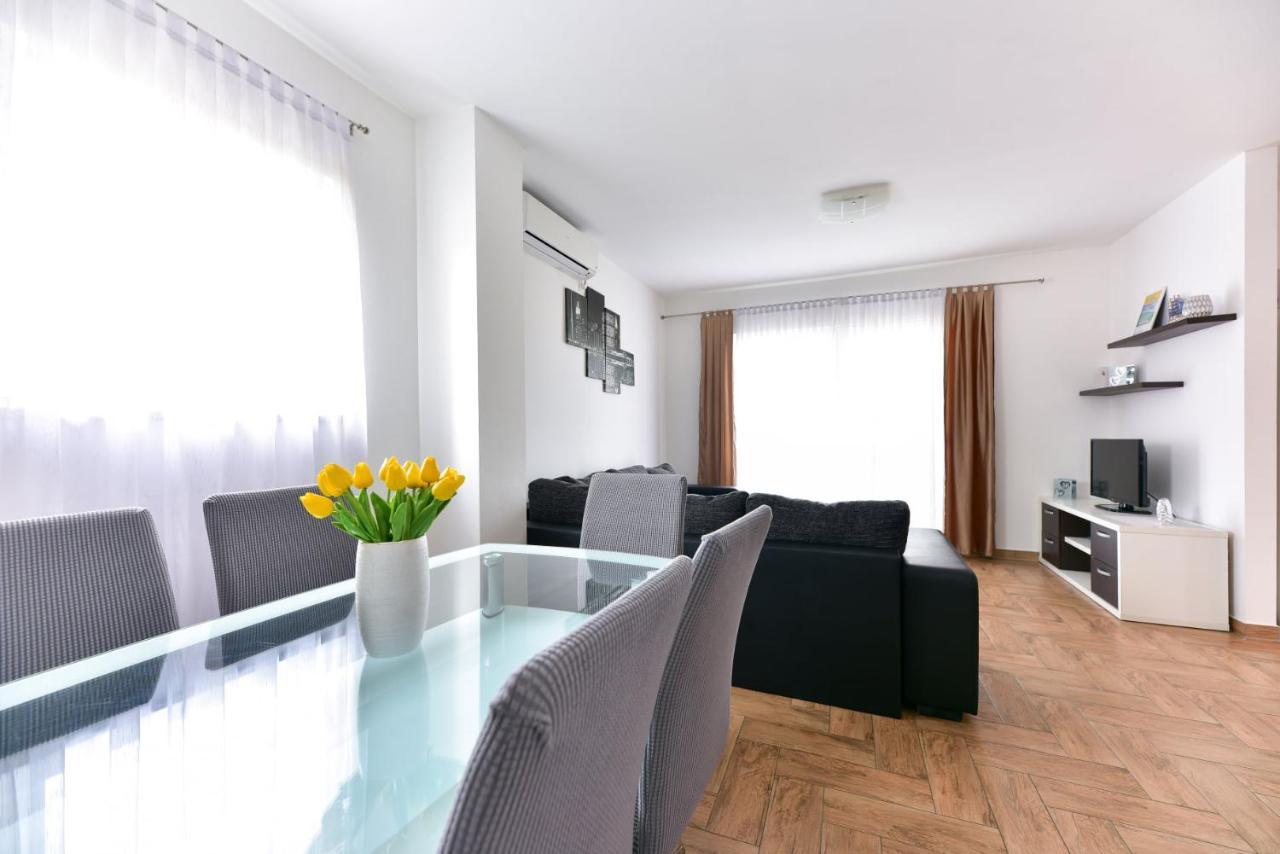 Apartments Villa Visnjik Zadar Bagian luar foto