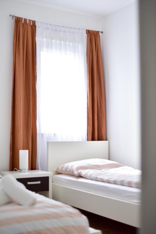 Apartments Villa Visnjik Zadar Bagian luar foto