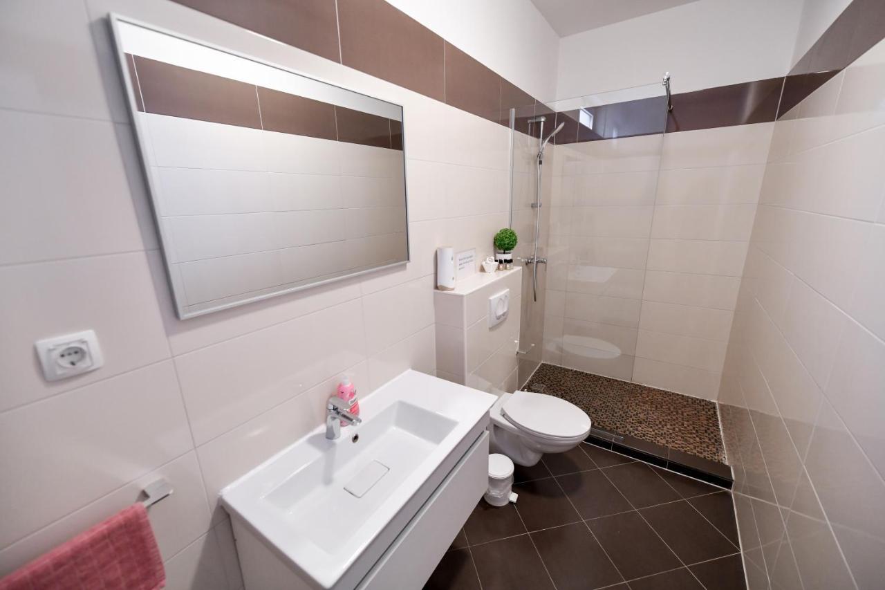 Apartments Villa Visnjik Zadar Bagian luar foto