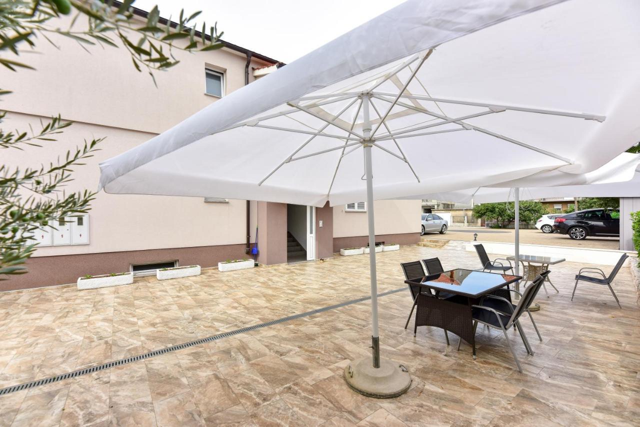 Apartments Villa Visnjik Zadar Bagian luar foto