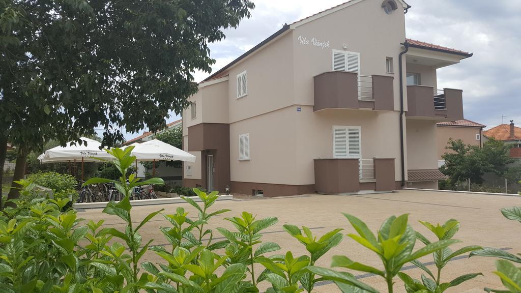 Apartments Villa Visnjik Zadar Bagian luar foto